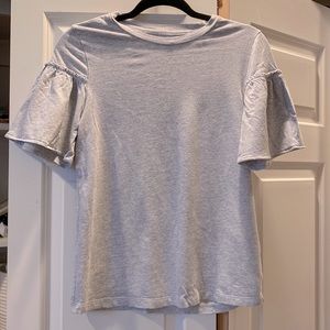 Grey short sleeve tshirt